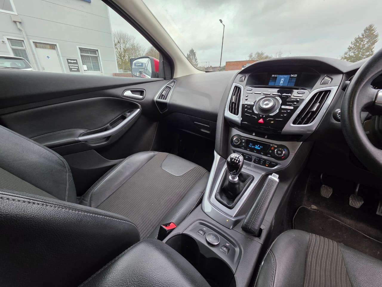 Used Ford Focus 2013 for sale - 76877392: Photo 17