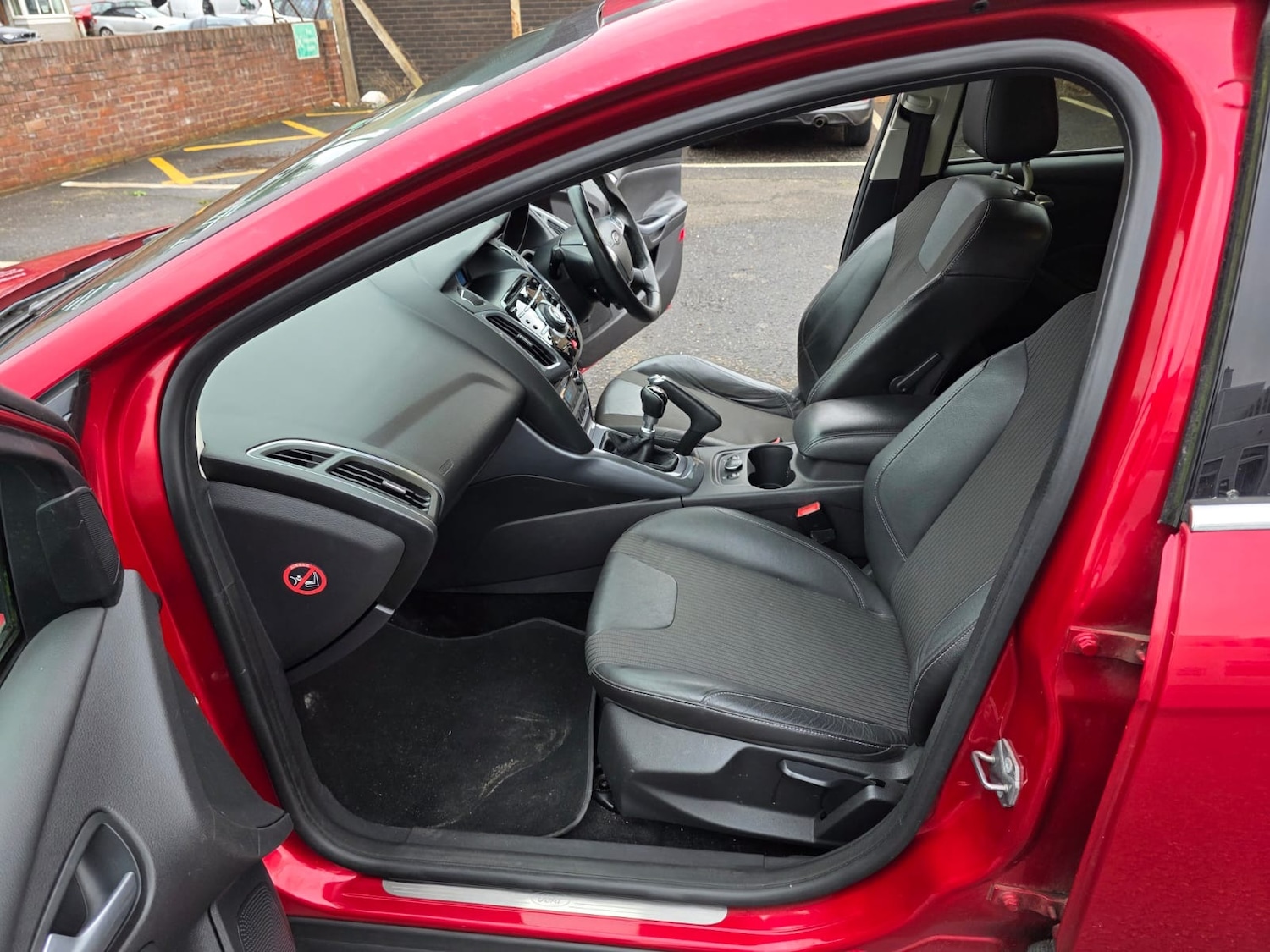 Used Ford Focus 2013 for sale - 76877392: Photo 26