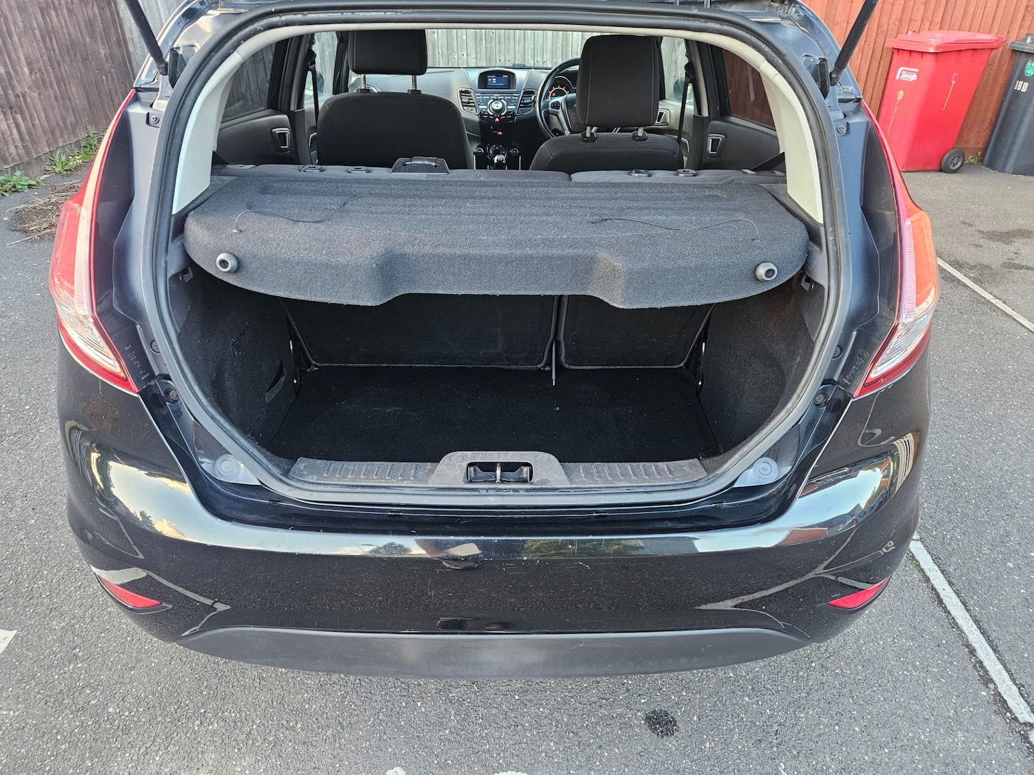 Vehicle 29