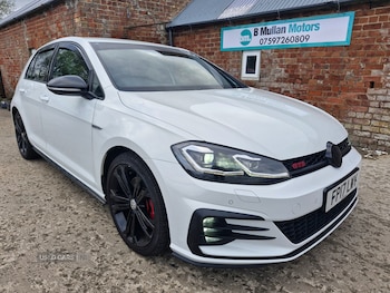 Used Volkswagen Golf 2017 for sale - 76099645: Photo
