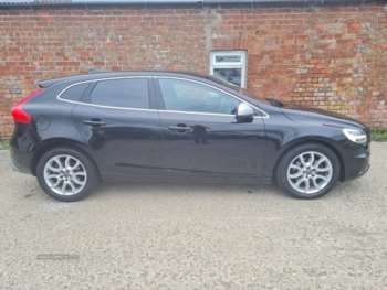 Used Volvo V40 2019 for sale - 71704876: Photo