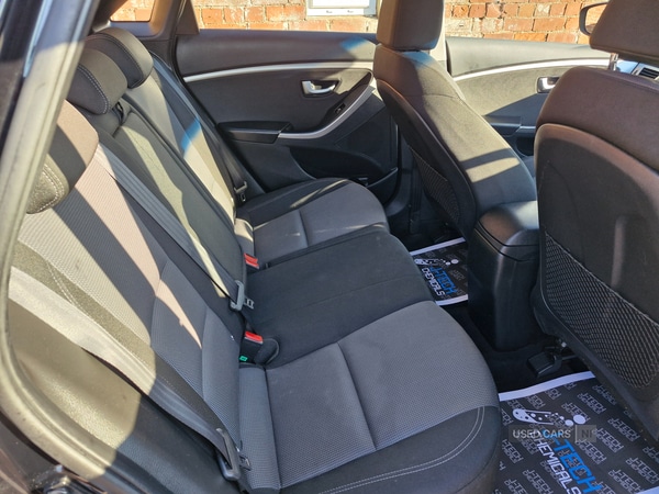 Used Hyundai i30 2015 for sale - 76296182: Photo 9