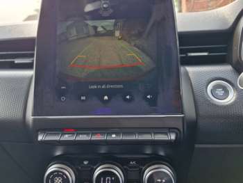 Used Renault Clio 2019 for sale - 74862517: Photo