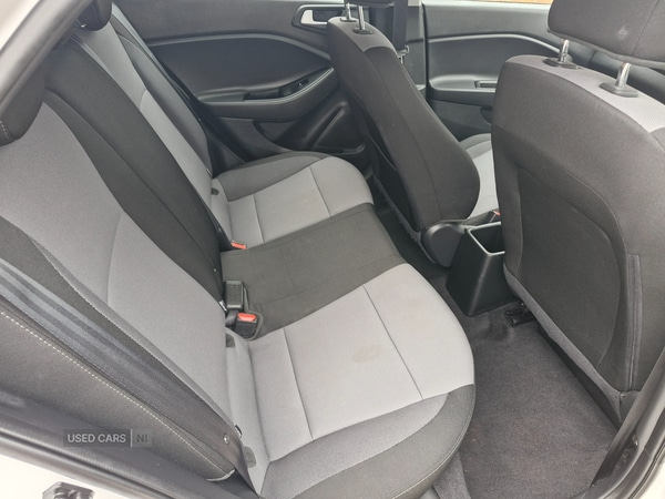 Used Hyundai i20 2017 for sale - 76296186: Photo 4