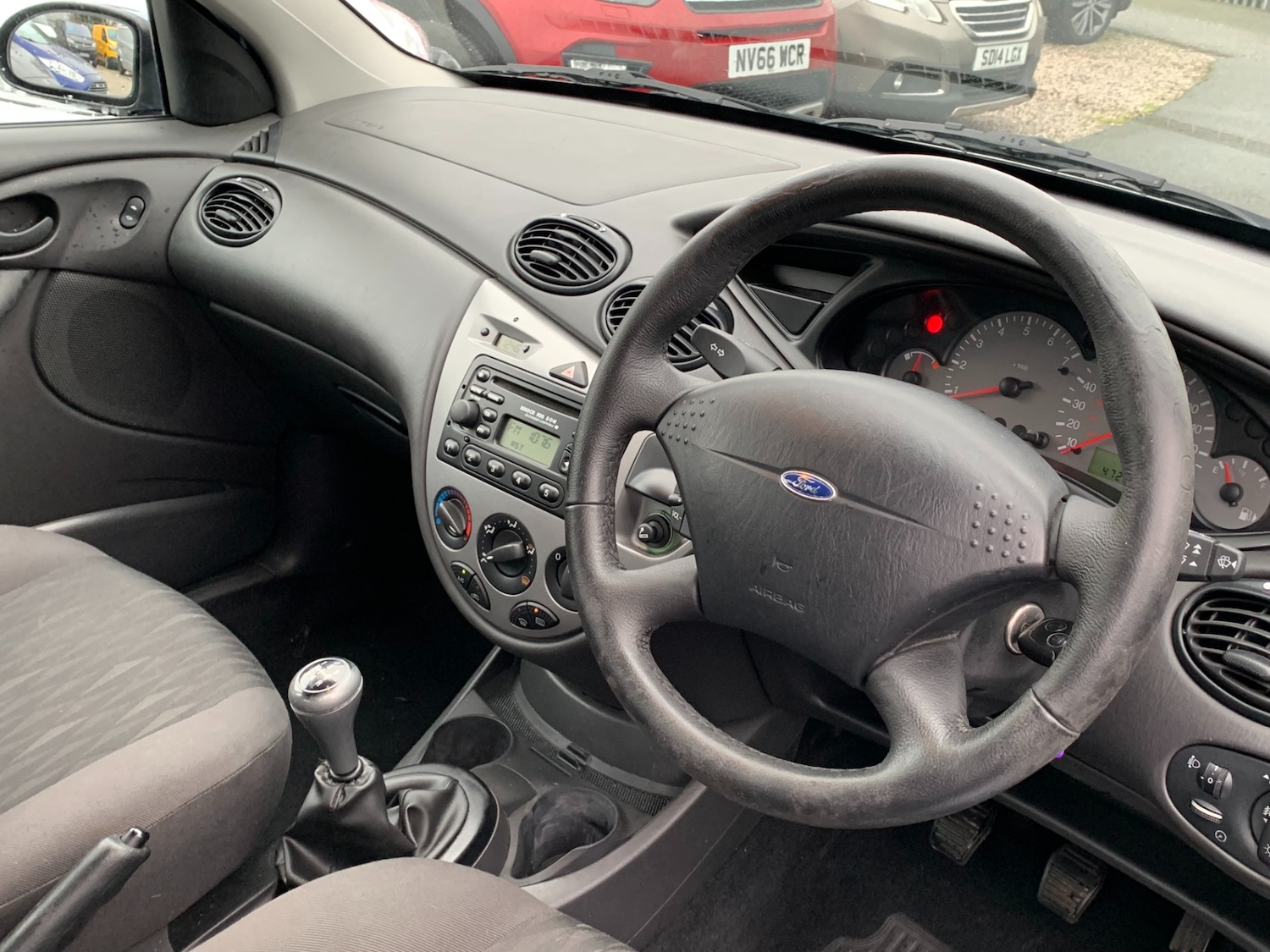 Used Ford Focus 2002 for sale - 76762818: Photo 13