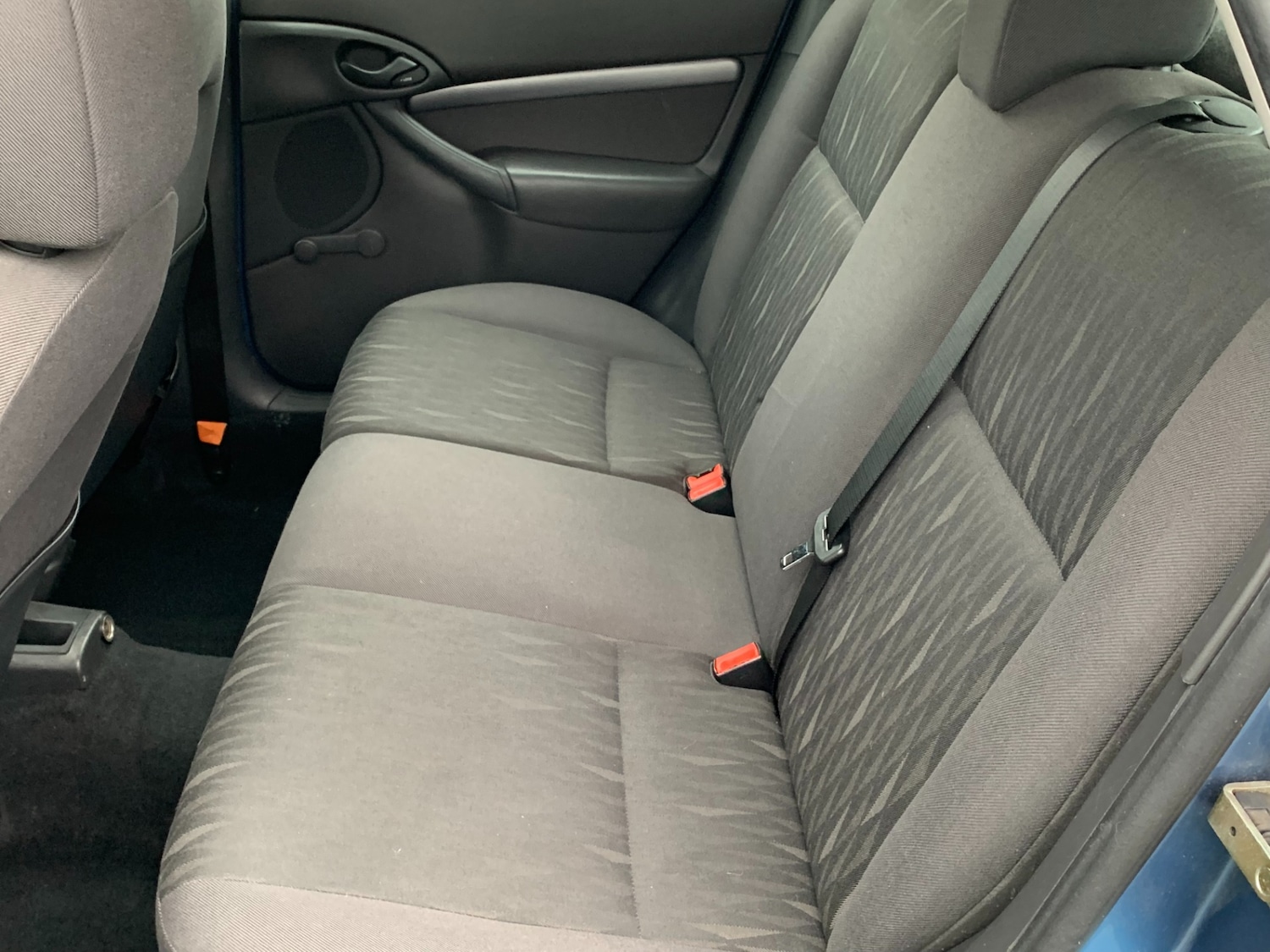 Used Ford Focus 2002 for sale - 76762818: Photo 15