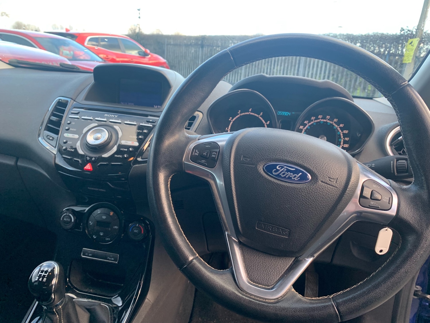 Used Ford Fiesta 2015 for sale - 76735908: Photo 10