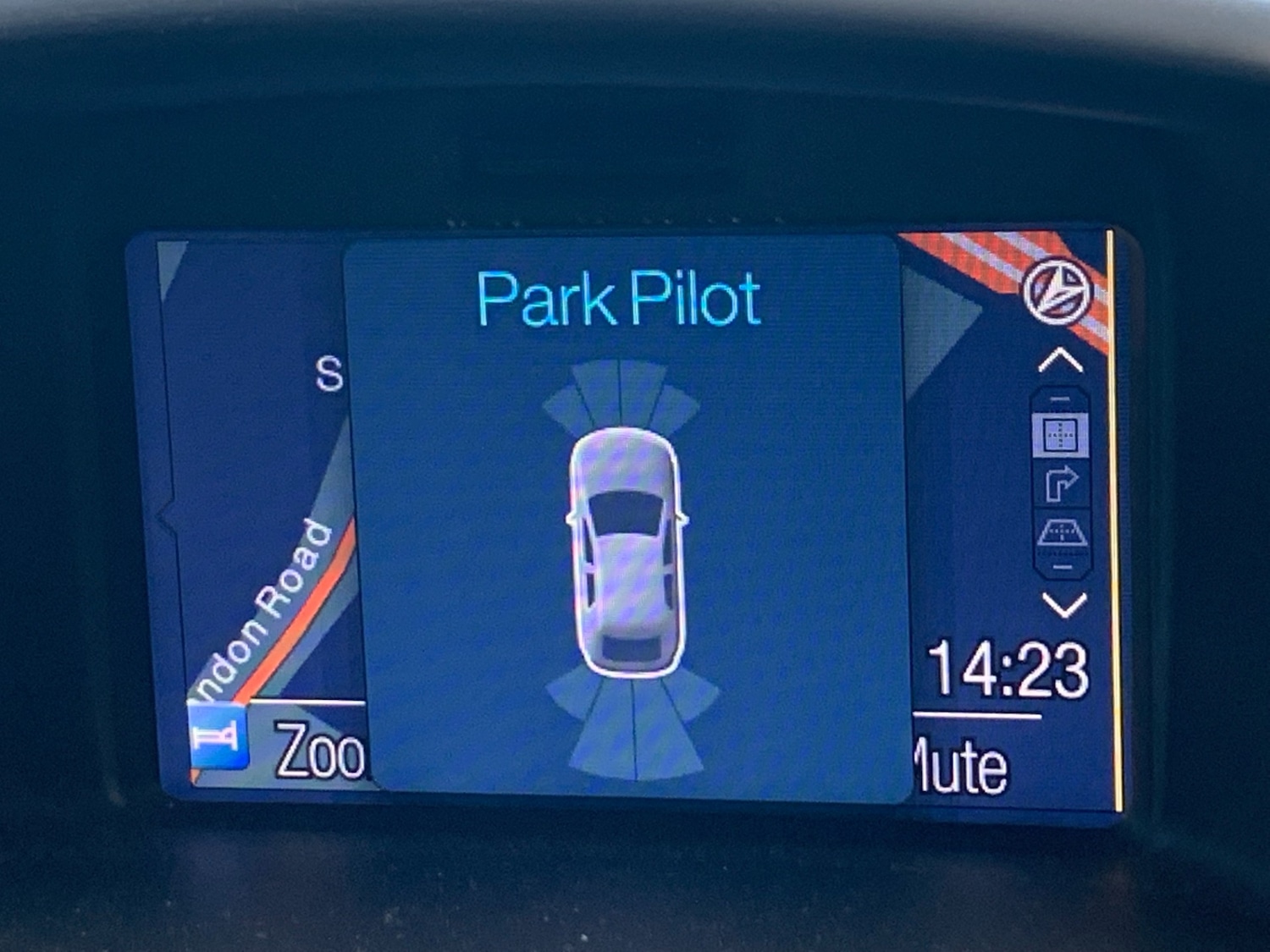 Used Ford Fiesta 2015 for sale - 76735908: Photo 15