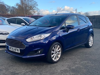 Used Ford Fiesta 2015 for sale - 76735908: Photo