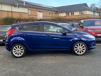 Used Ford Fiesta 2015 for sale - 76735908: Photo
