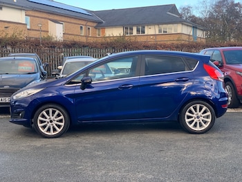 Used Ford Fiesta 2015 for sale - 76735908: Photo