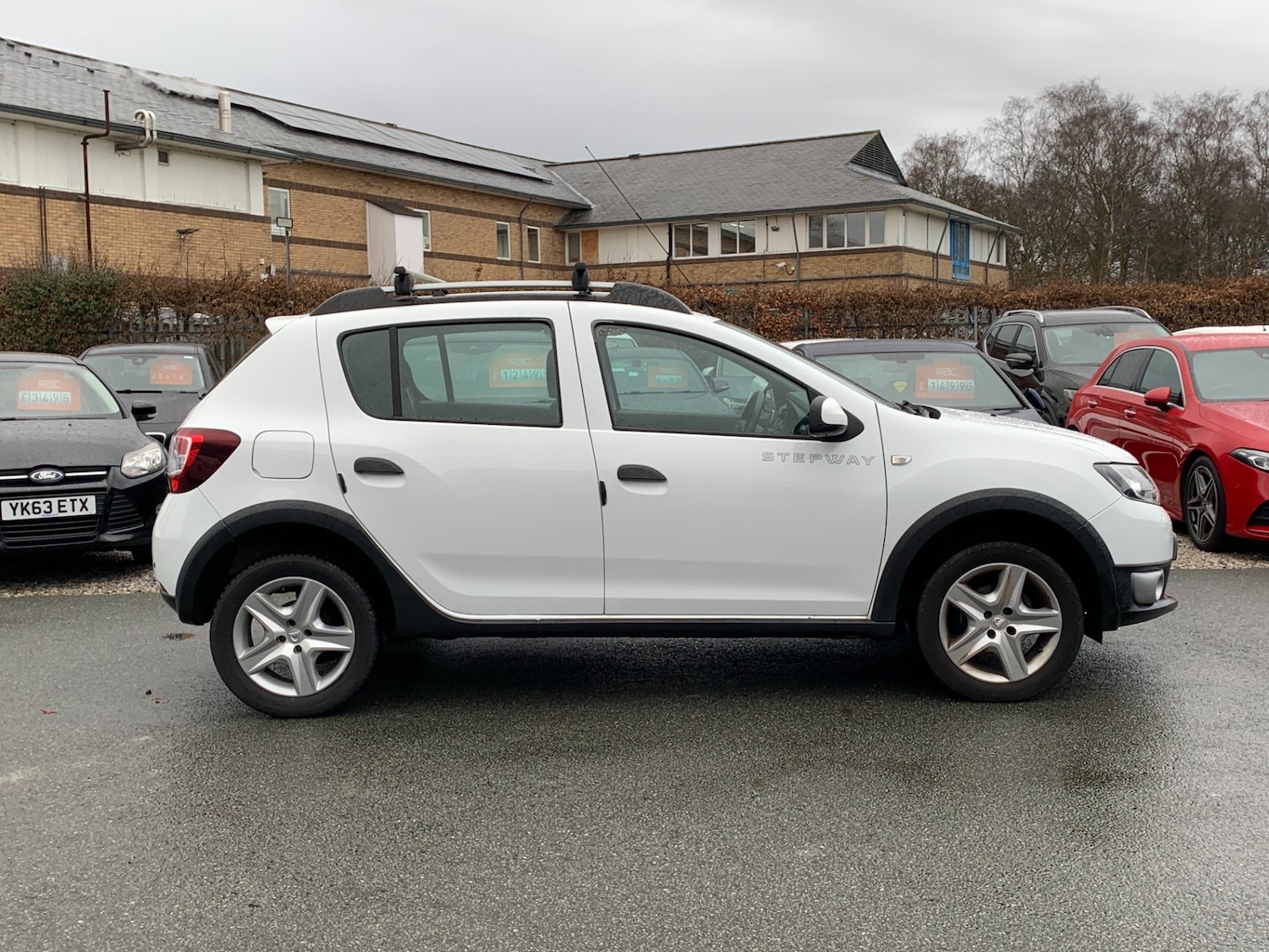 Used Dacia Sandero Stepway 2015 for sale - 77168127: Photo 3