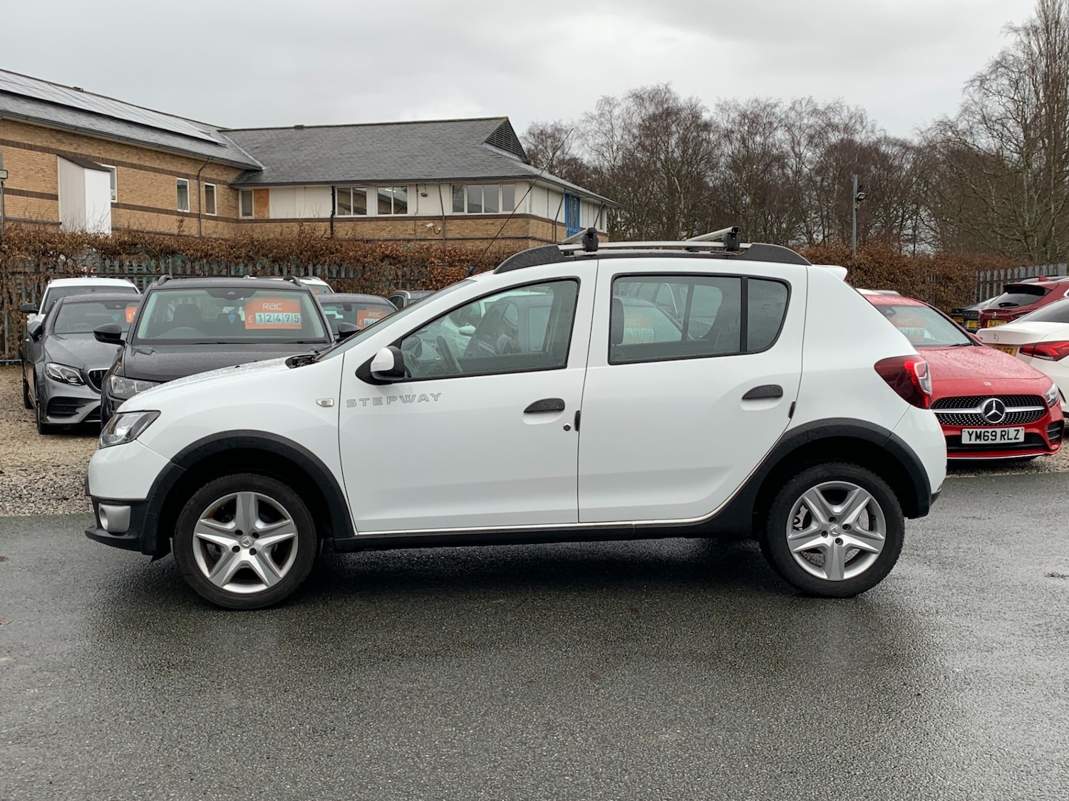 Used Dacia Sandero Stepway 2015 for sale - 77168127: Photo 4