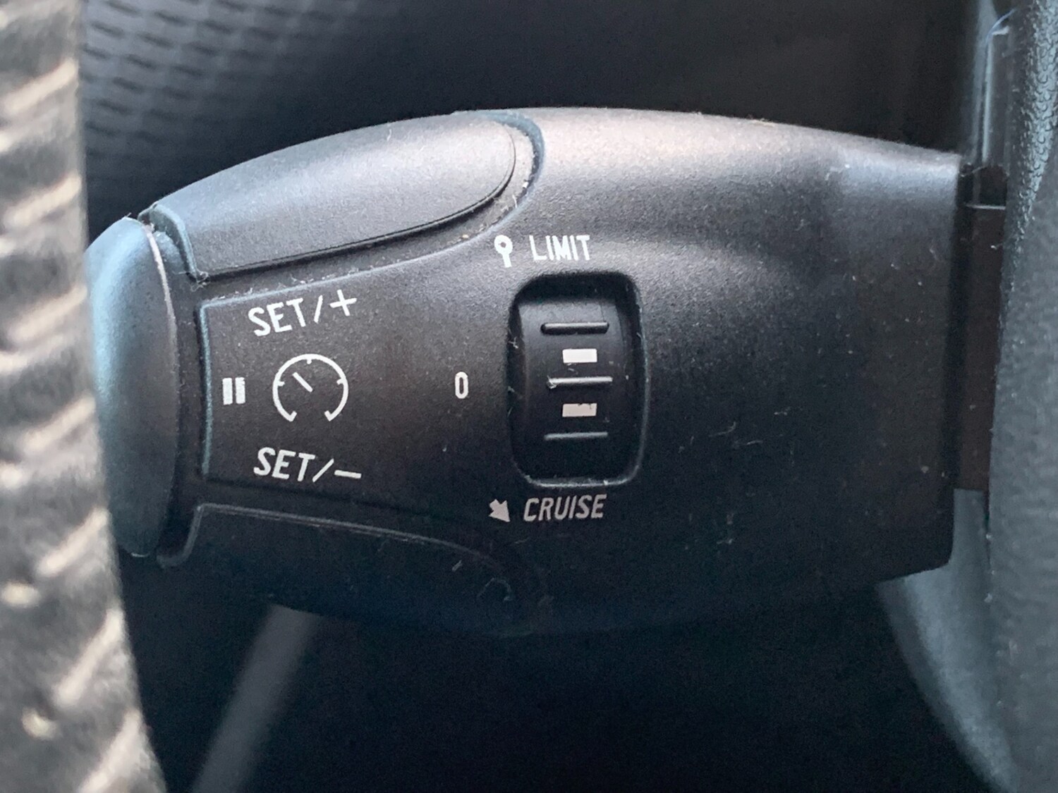 Used Peugeot 208 2015 for sale - 76983913: Photo 20