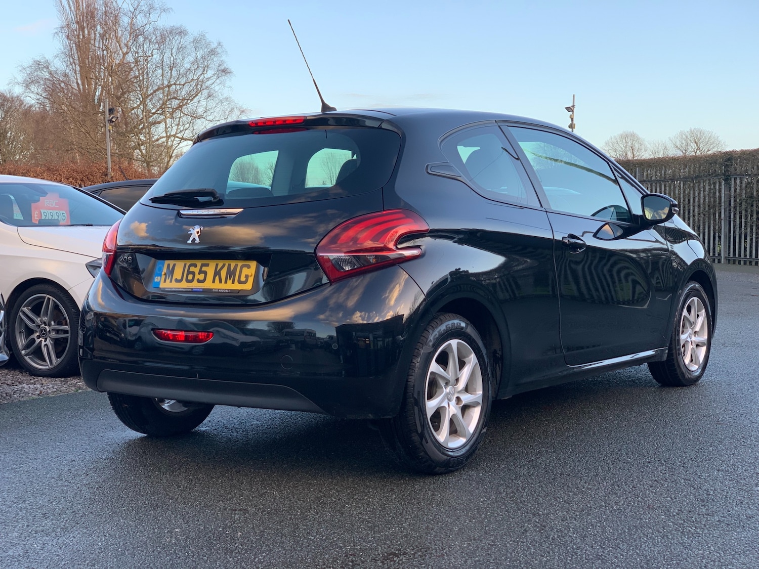Used Peugeot 208 2015 for sale - 76983913: Photo 5