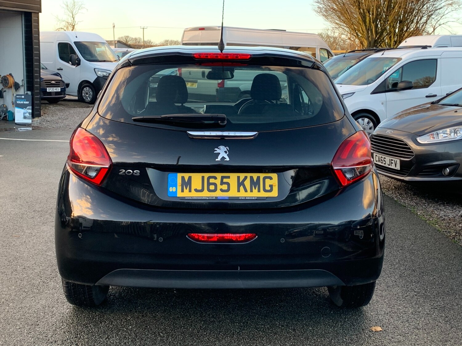 Used Peugeot 208 2015 for sale - 76983913: Photo 8