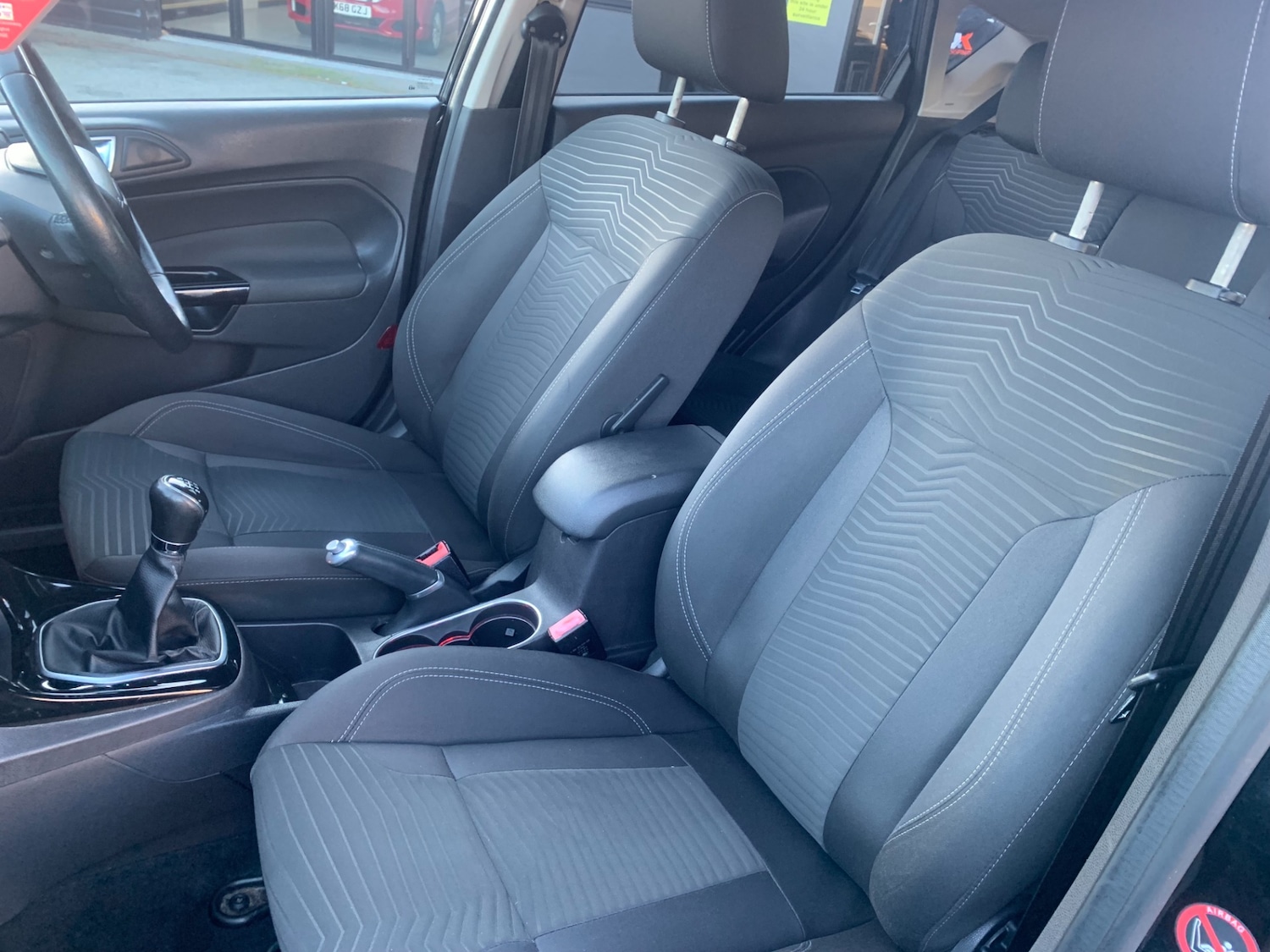 Used Ford Fiesta 2015 for sale - 76736117: Photo 14