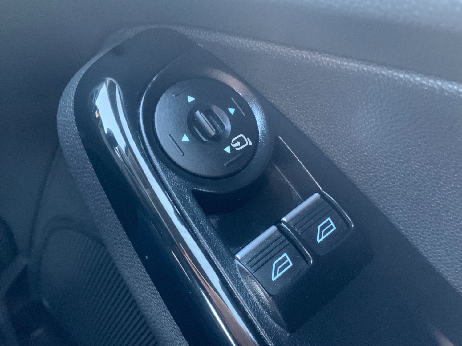 Used Ford Fiesta 2015 for sale - 76736117: Photo 20