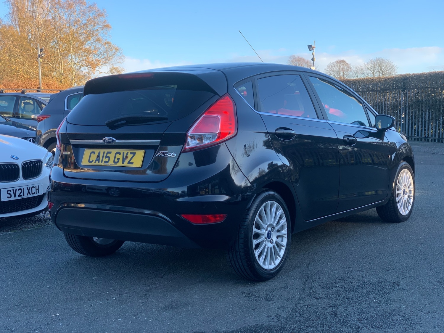 Used Ford Fiesta 2015 for sale - 76736117: Photo 5