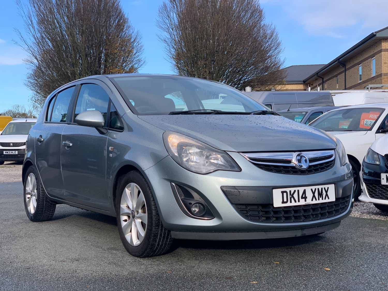Used Vauxhall Corsa 2014 for sale - 76736300: Photo 2