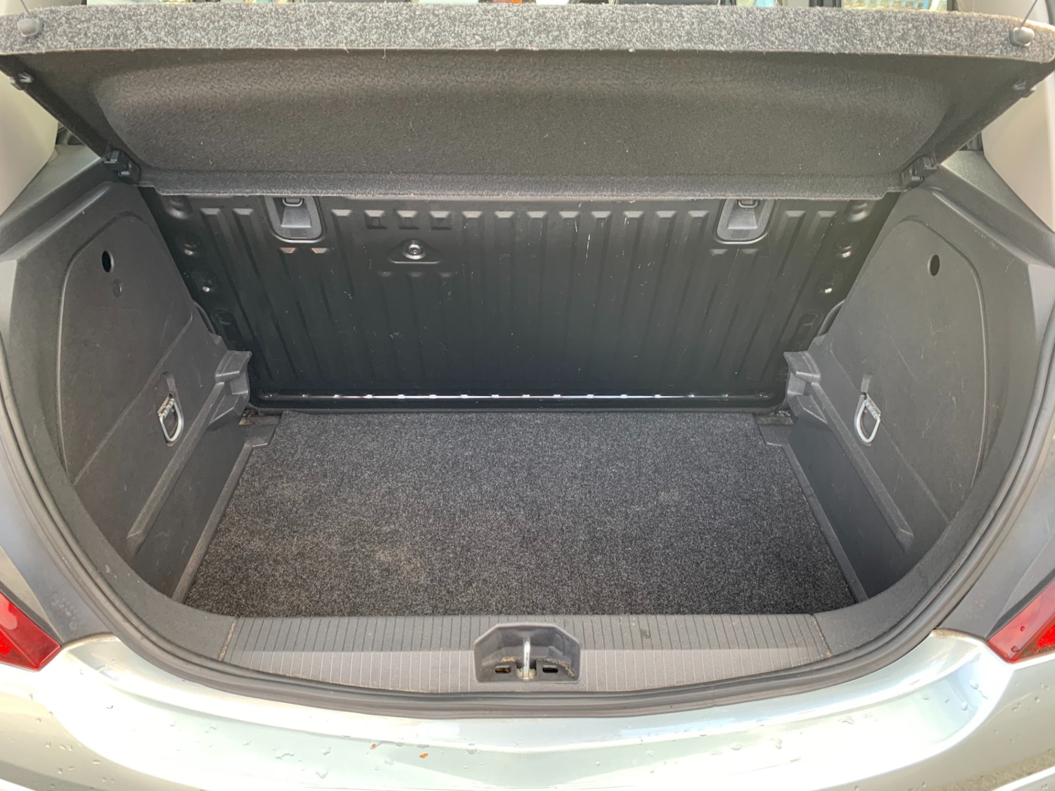 Used Vauxhall Corsa 2014 for sale - 76736300: Photo 8