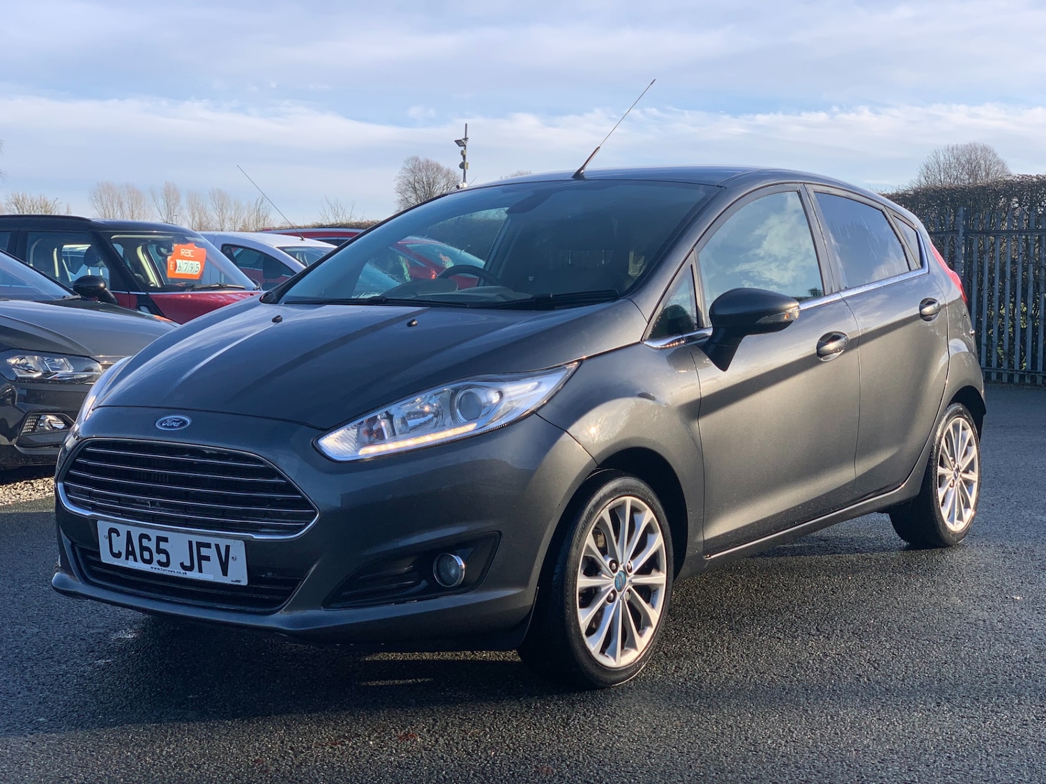 Used Ford Fiesta 2015 for sale - 76957626: Photo 1