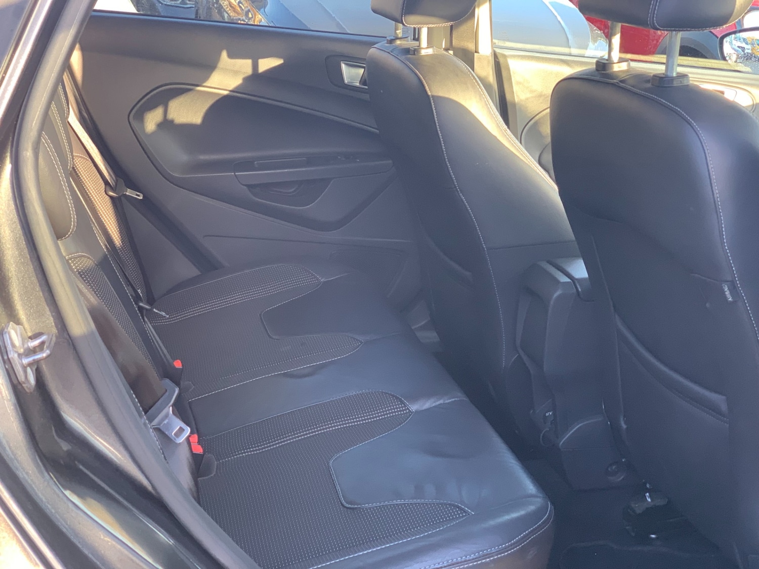 Used Ford Fiesta 2015 for sale - 76957626: Photo 12