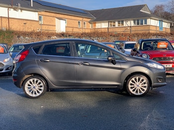 Used Ford Fiesta 2015 for sale - 76957626: Photo