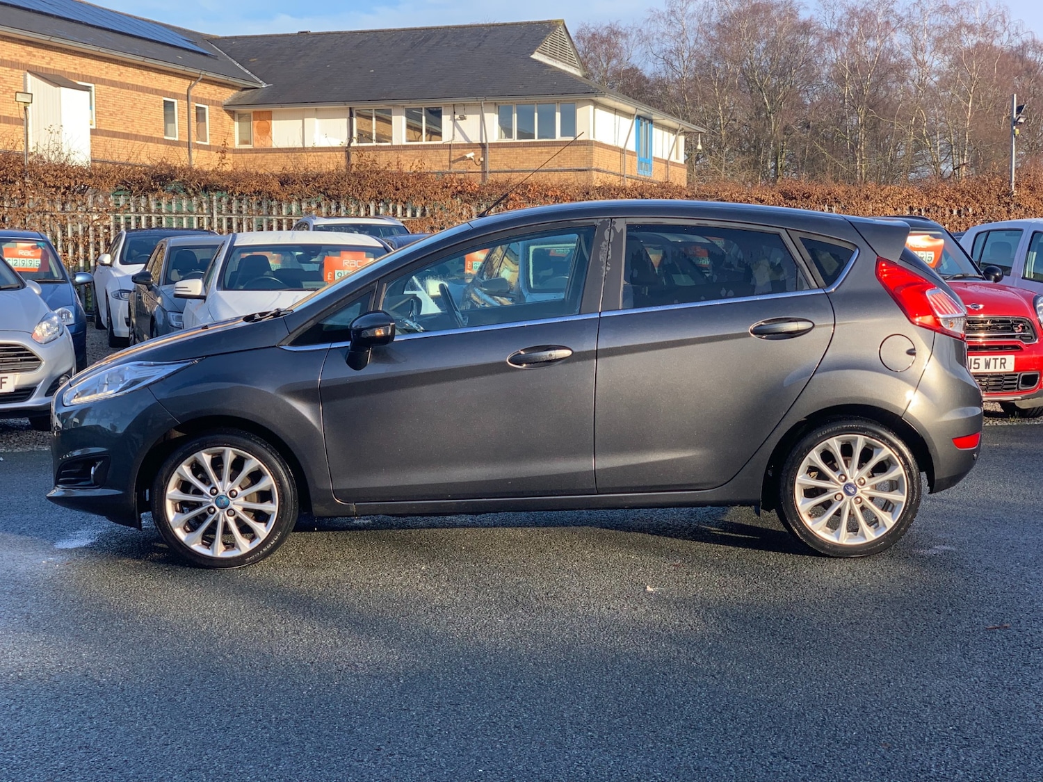 Used Ford Fiesta 2015 for sale - 76957626: Photo 4