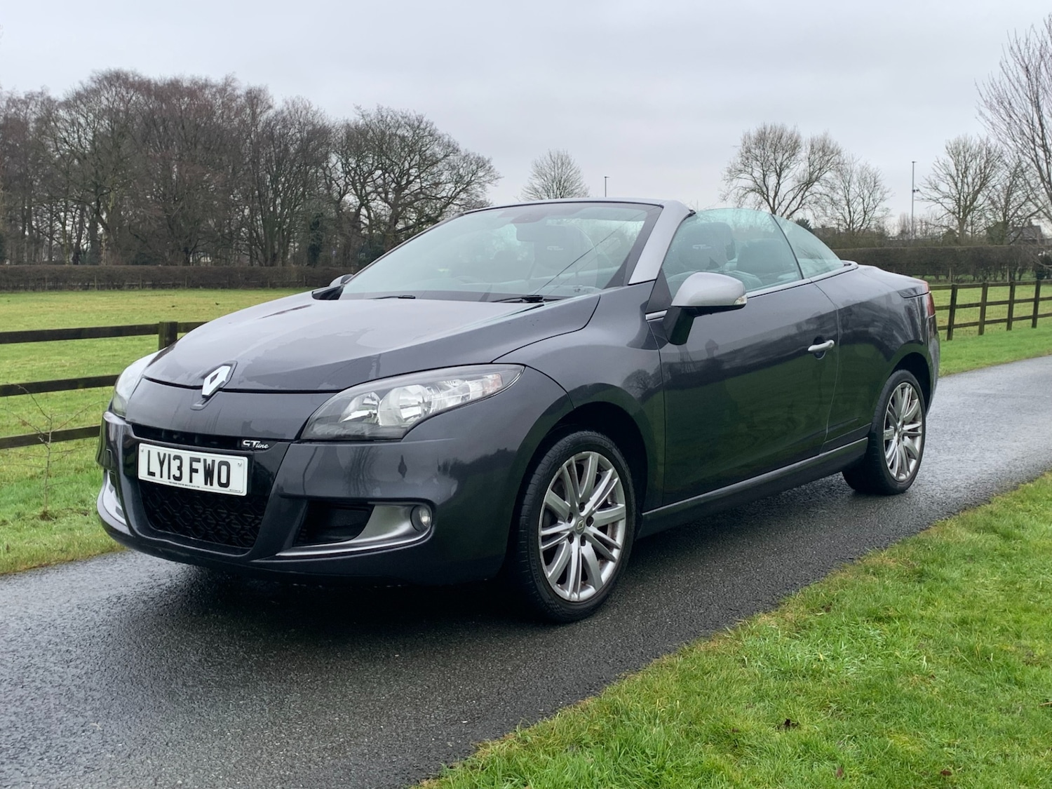 Used Renault Megane 2013 for sale - 77233817: Photo 2