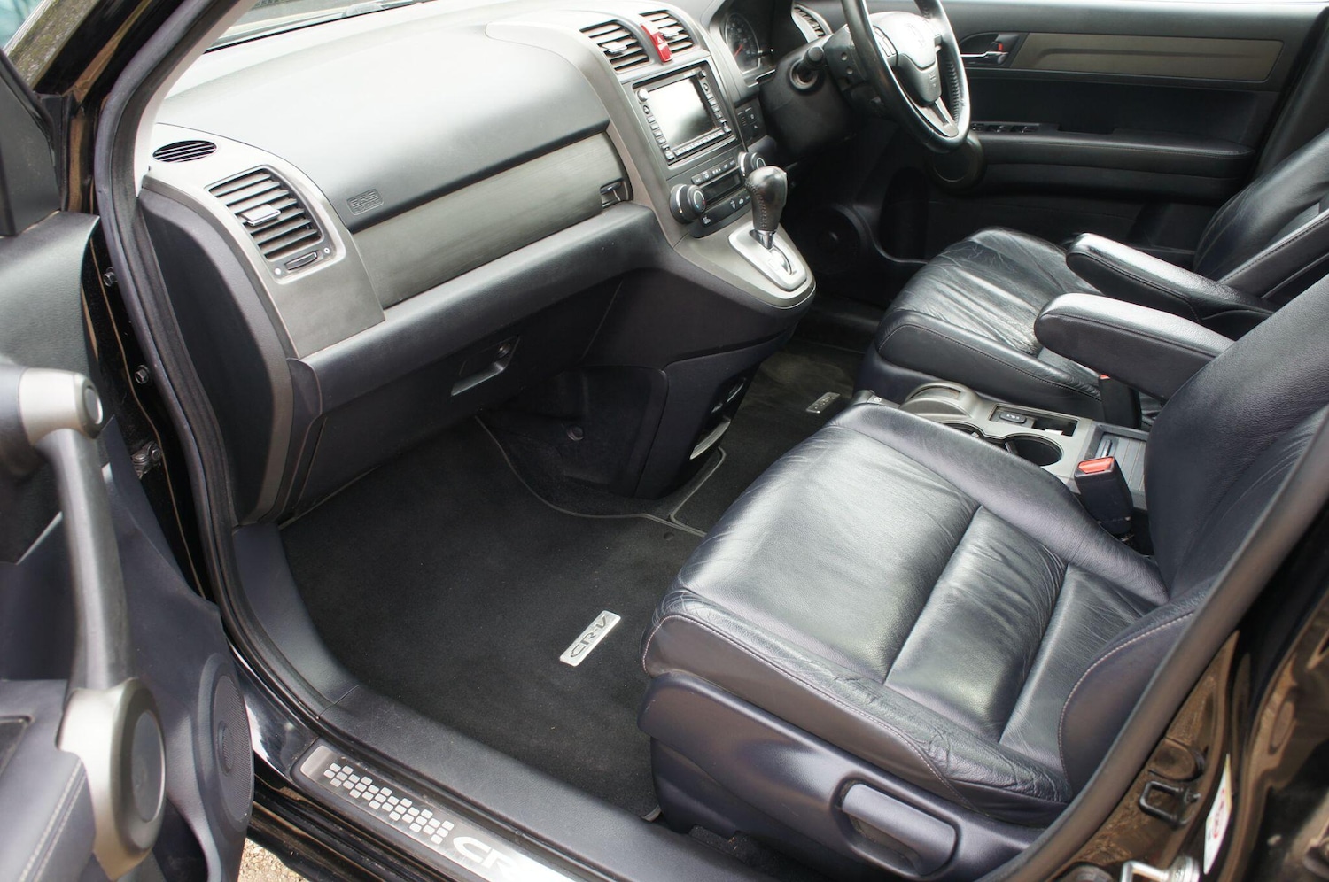 Used Honda CR-V 2011 for sale - 78184381: Photo 10