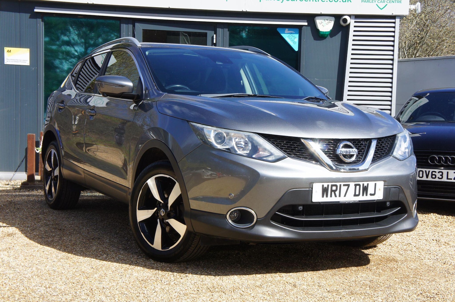 Used Nissan Qashqai 2017 for sale - 78047153: Photo 2