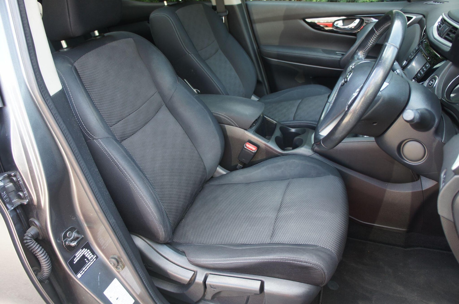 Used Nissan Qashqai 2017 for sale - 78047153: Photo 8