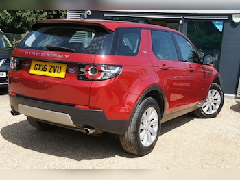 Used Land Rover Discovery Sport 2016 for sale - 79349344: Photo