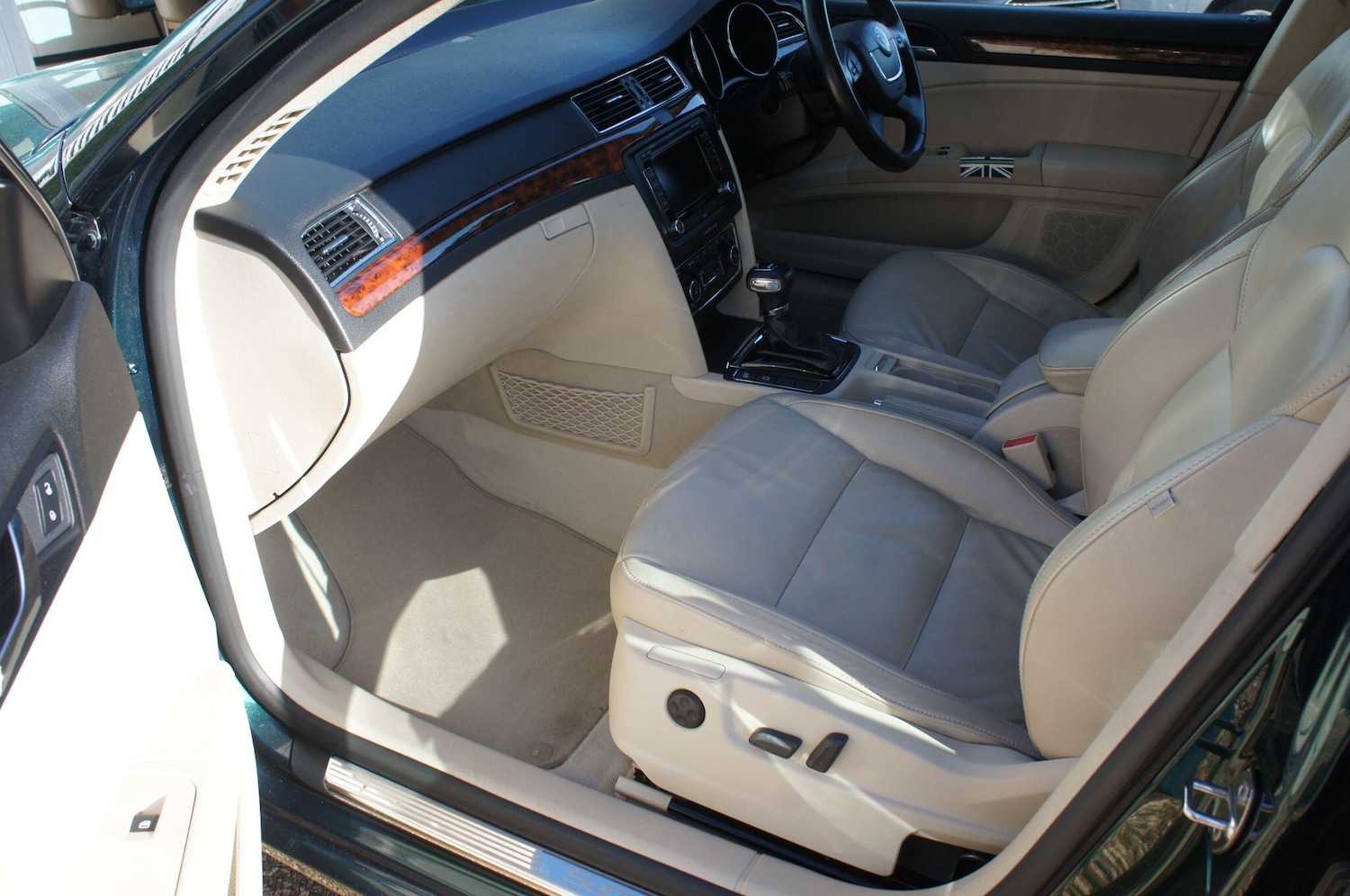 Used Skoda Superb 2009 for sale - 77940305: Photo 9