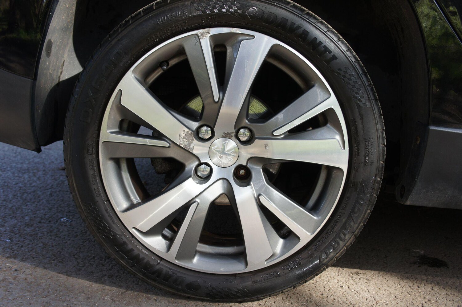 Used Peugeot 2008 2015 for sale - 77939367: Photo 16