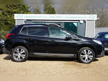 Used Peugeot 2008 2015 for sale - 77939367: Photo