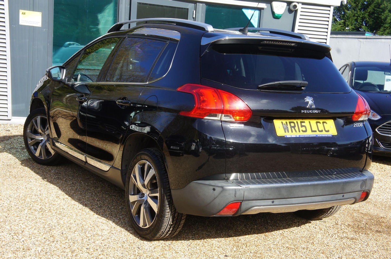 Used Peugeot 2008 2015 for sale - 77939367: Photo 5