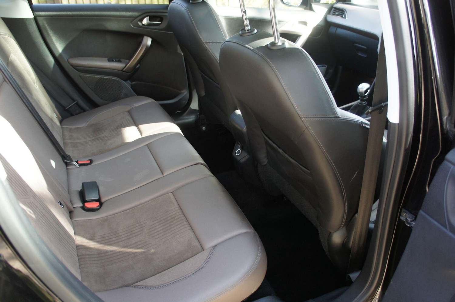 Used Peugeot 2008 2015 for sale - 77939367: Photo 9