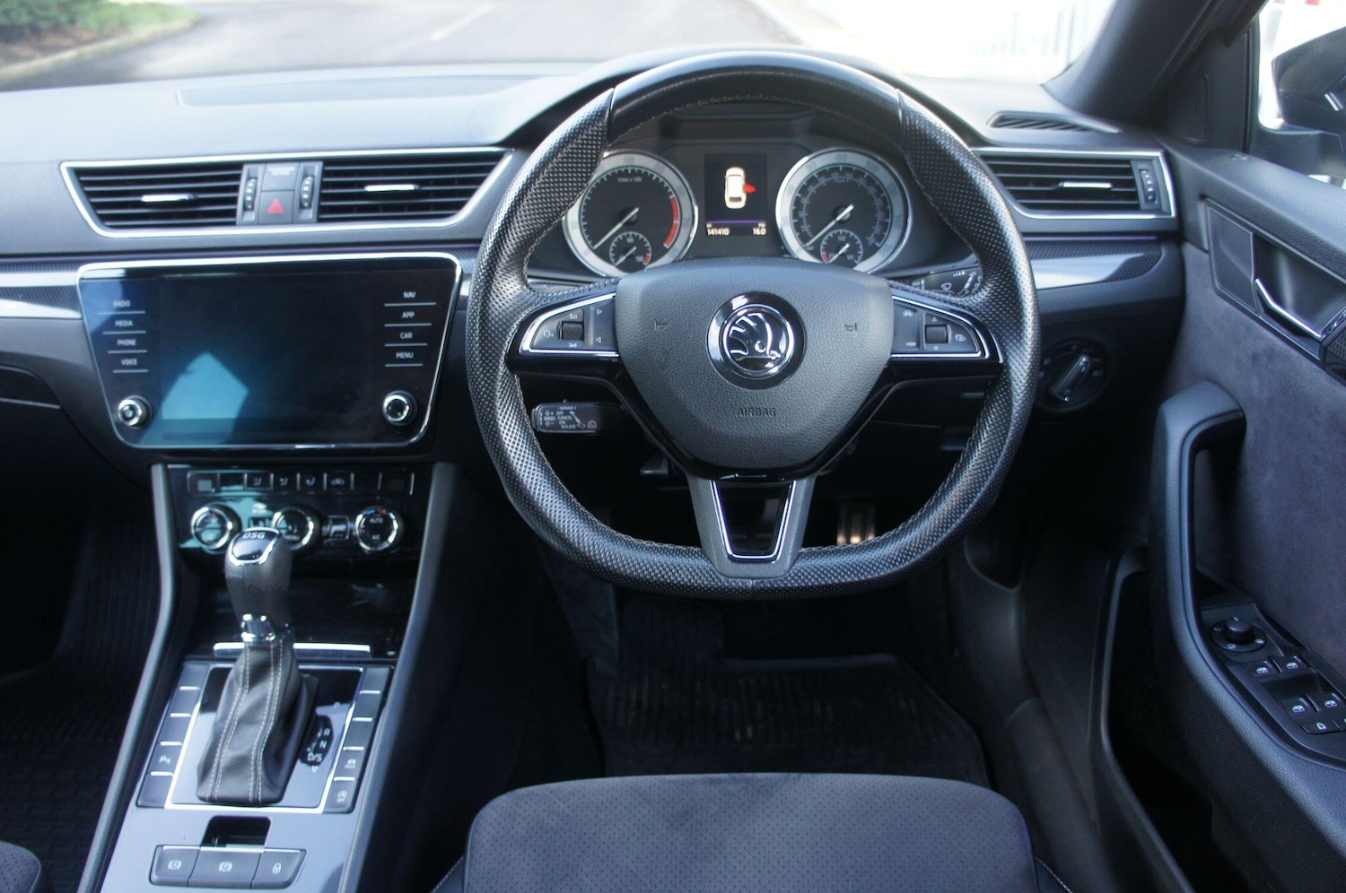 Used Skoda Superb 2019 for sale - 77759448: Photo 8