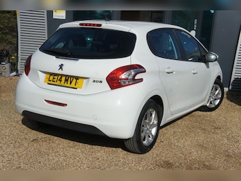 Used Peugeot 208 2014 for sale - 78348304: Photo