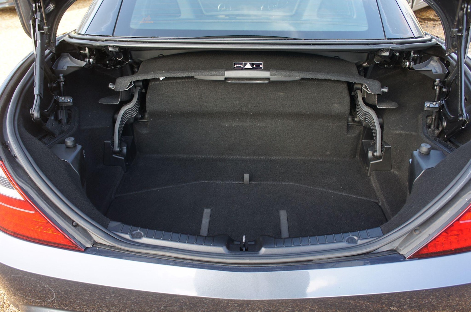 Used Mercedes-Benz SLK 2014 for sale - 77685240: Photo 8