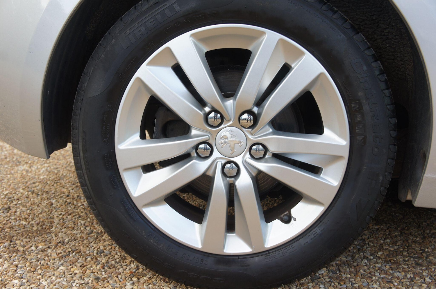 Used Peugeot 308 2015 for sale - 77882128: Photo 14