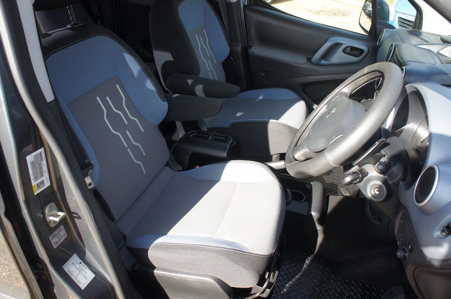 Used Peugeot Partner Tepee 2013 for sale - 77759439: Photo 13