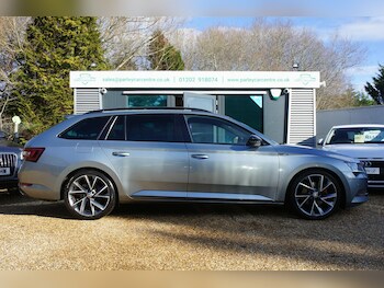 Used Skoda Superb 2019 for sale - 77683787: Photo