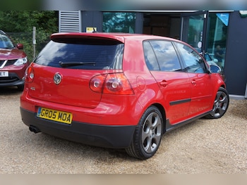 Used Volkswagen Golf 2005 for sale - 78573001: Photo