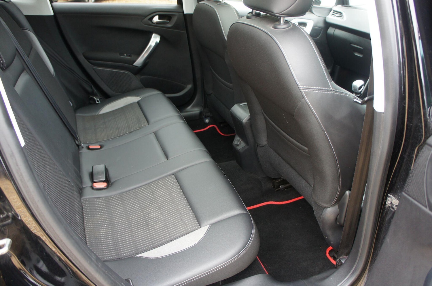 Used Peugeot 2008 for sale - 77683790: Photo 9