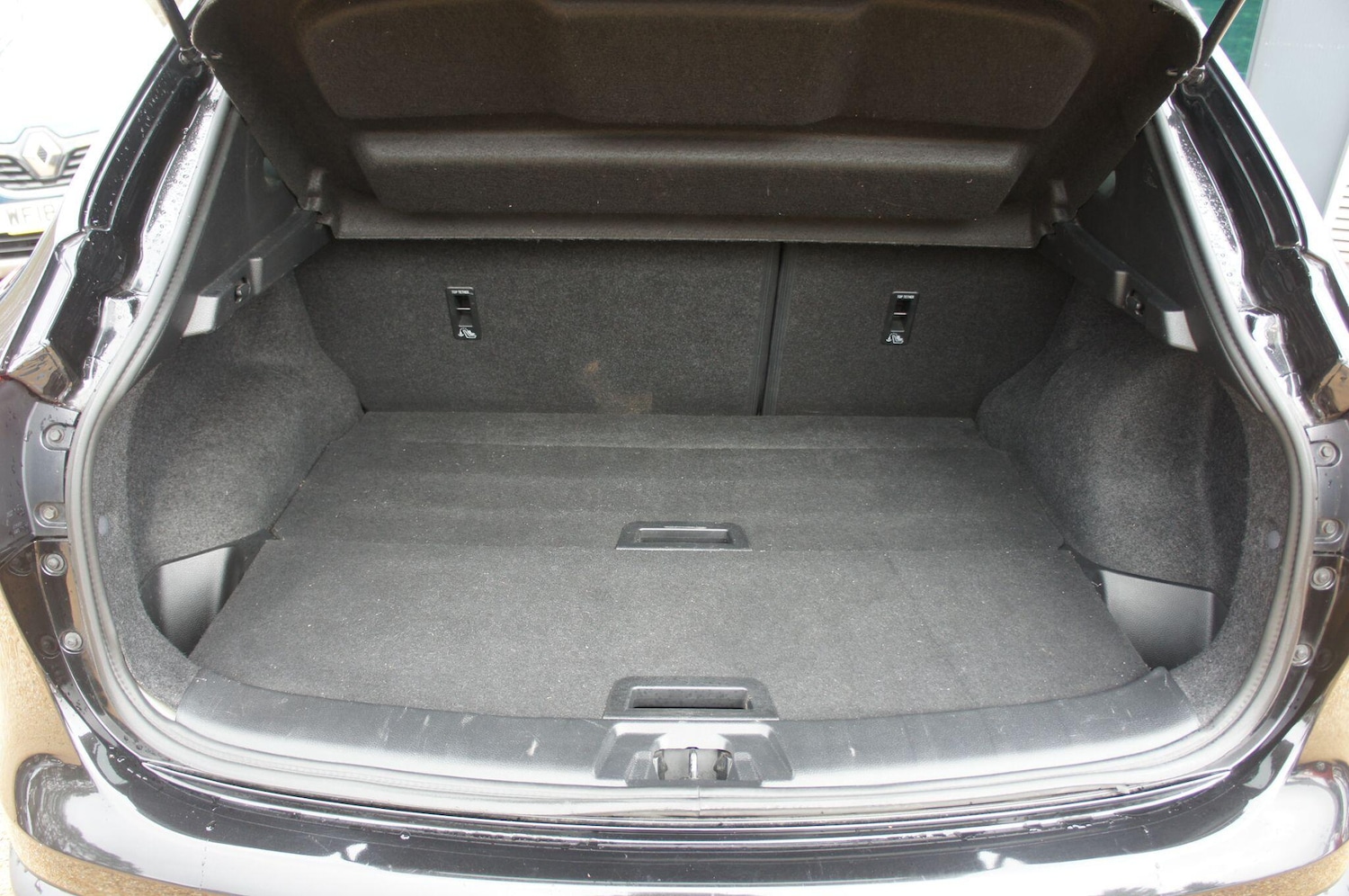 Used Nissan Qashqai 2016 for sale - 77685236: Photo 17