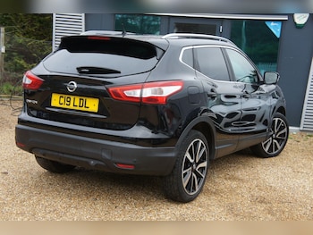 Used Nissan Qashqai 2016 for sale - 77685236: Photo