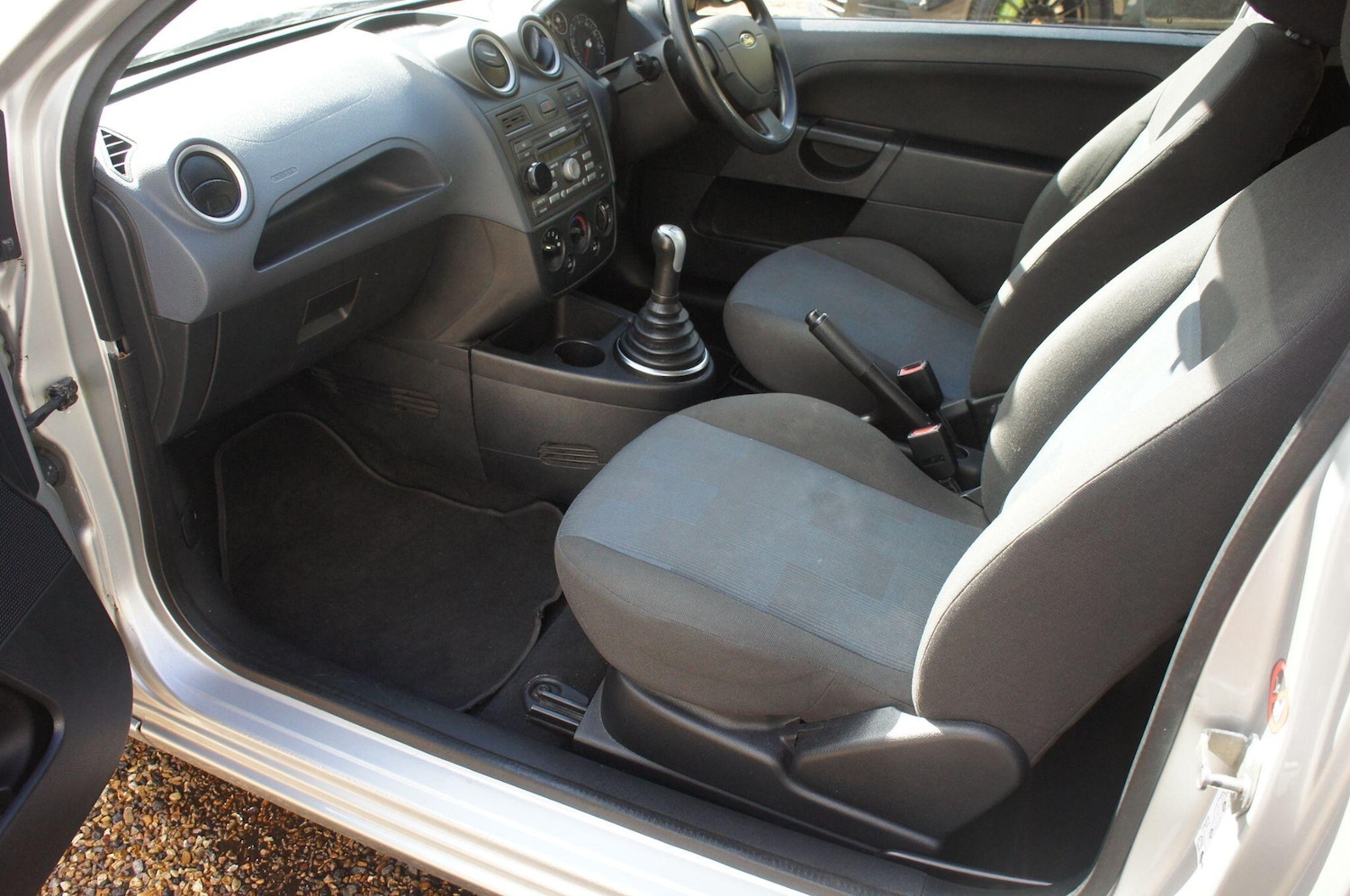 Used Ford Fiesta 2006 for sale - 77882140: Photo 9